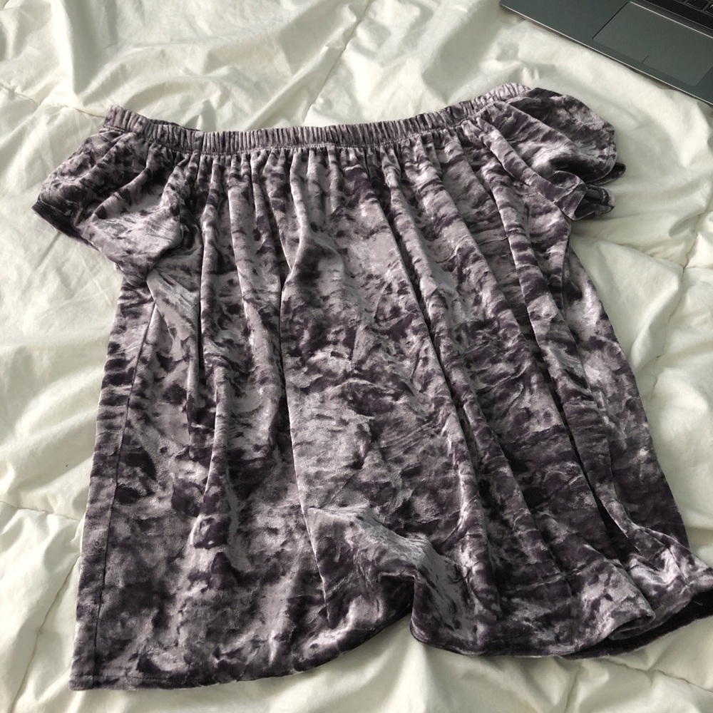 Velvet off the shoulder crop top!
